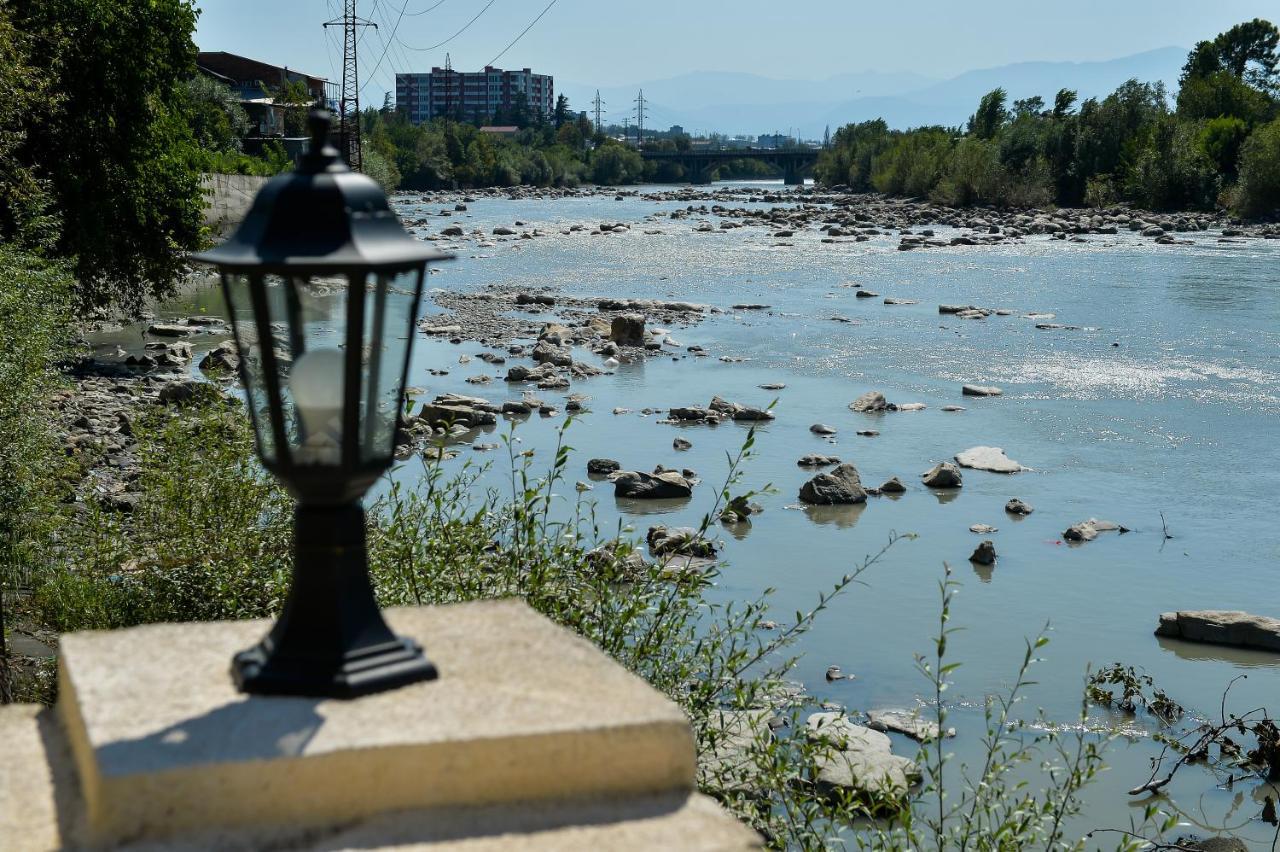 Sanapiro Hotel Kutaisi Exterior foto