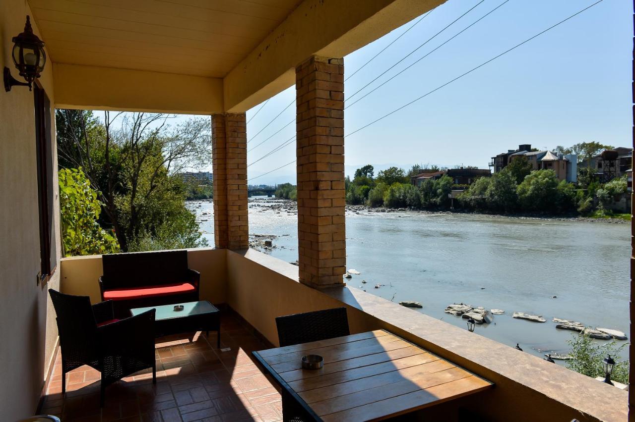 Sanapiro Hotel Kutaisi Exterior foto